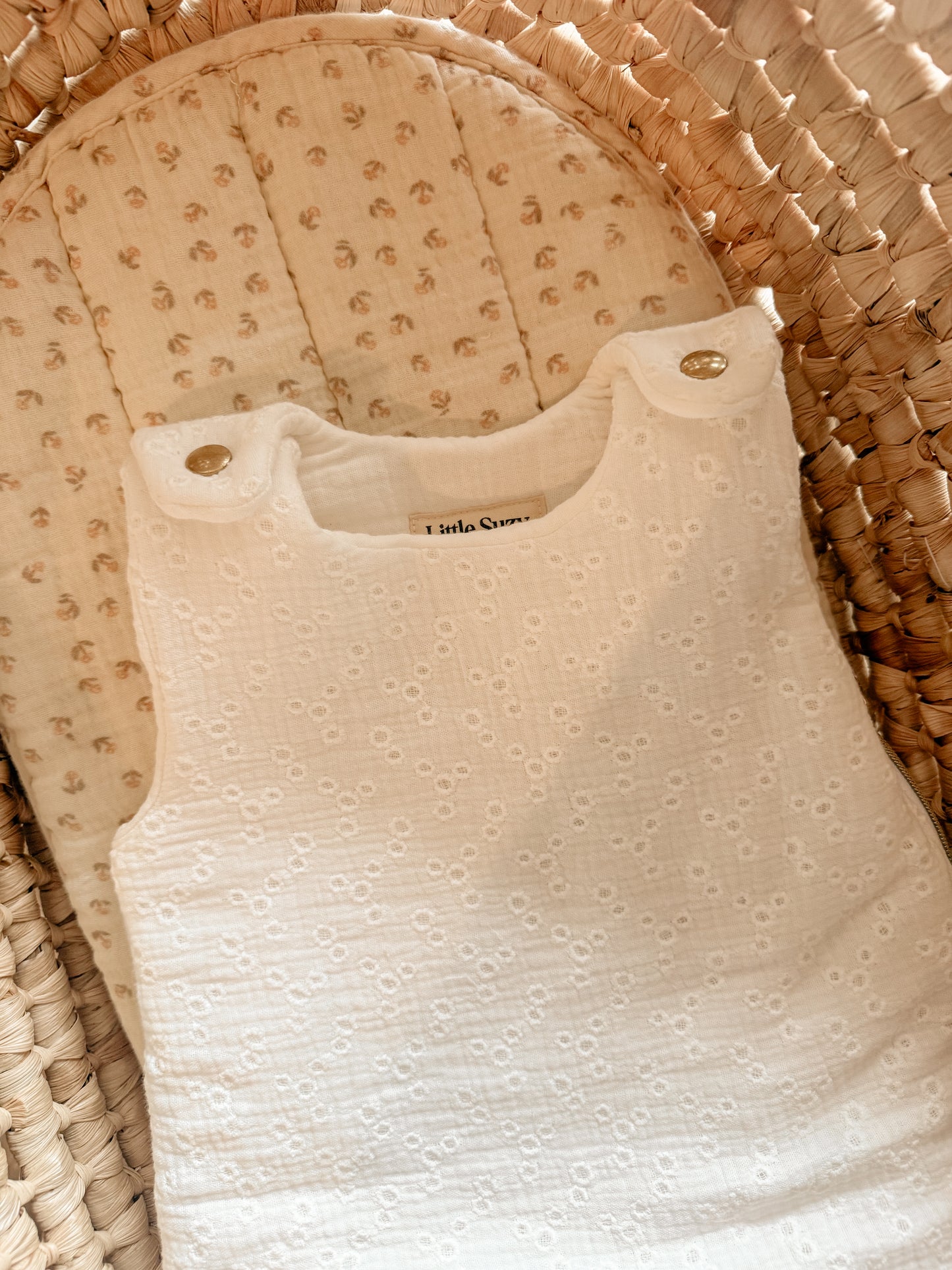 Gigoteuse millefleurs blanc prêt à partir